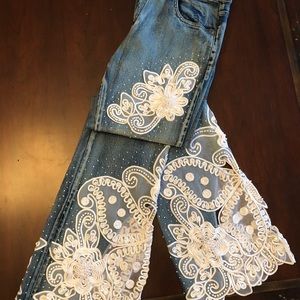 Women’s Lace embellished jeans